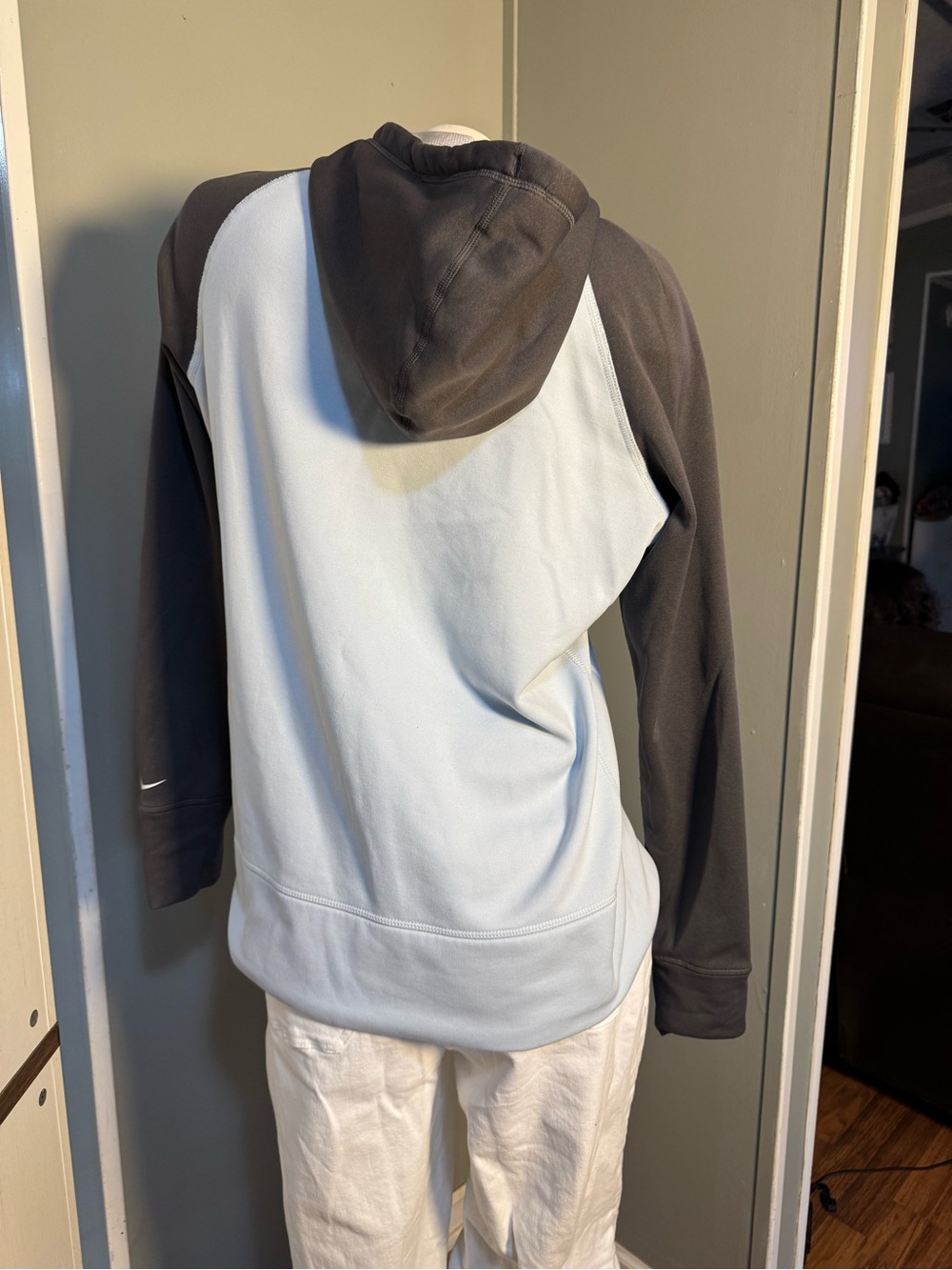 Girls Nike Two-Tone Light Blue & Charcoal Pullover Hoodie - Picture 2 of 5